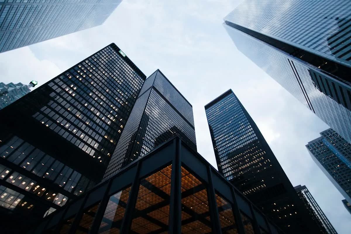 Immeuble d'organismes financiers partenaires